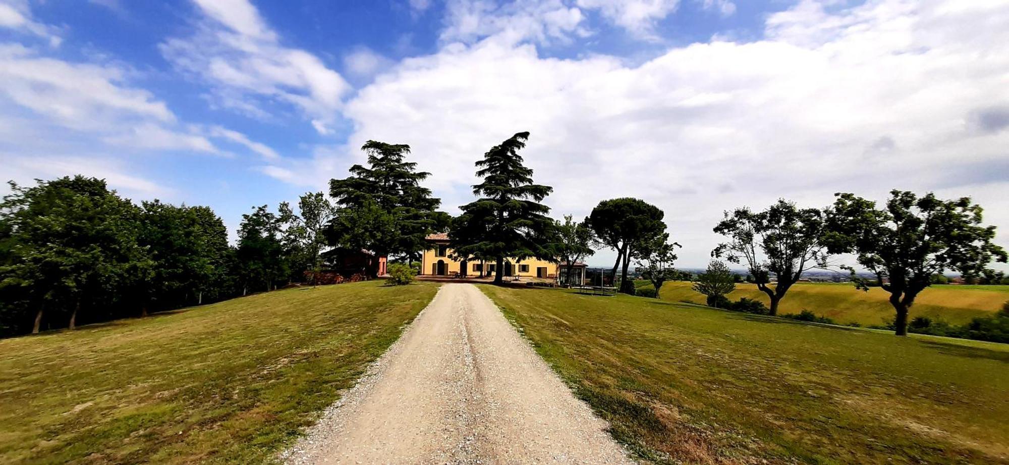 Room&Breakfast La Gramadora Castel San Pietro Terme Exterior foto